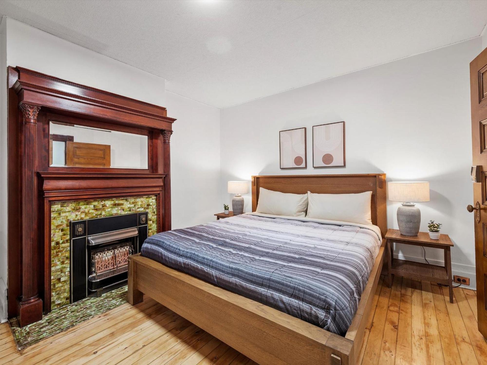 Oakland, !a Modern And Stylish Private Bedroom With Shared Bathroom Pittsburgh