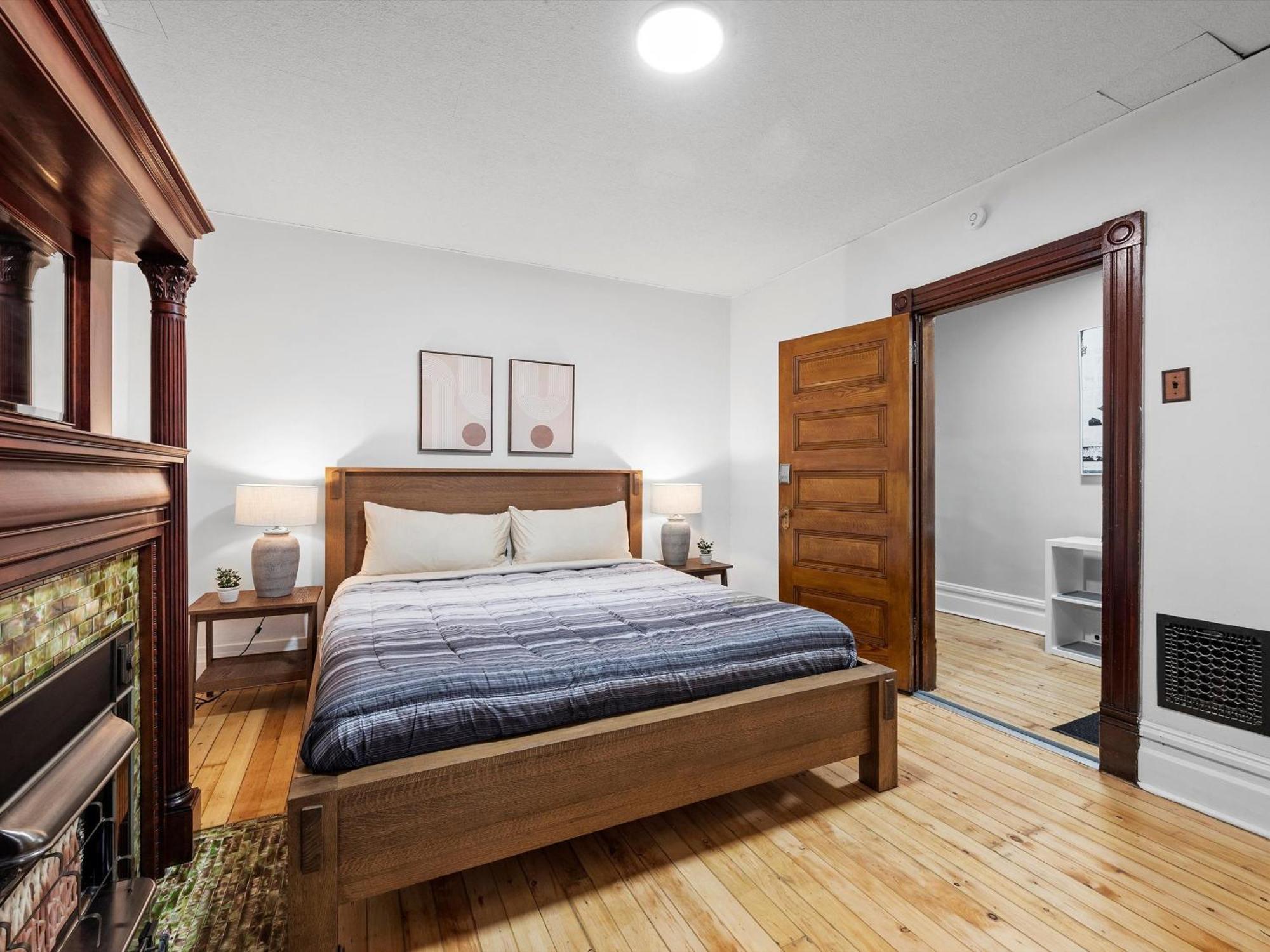 Oakland, !a Modern And Stylish Private Bedroom With Shared Bathroom Homestay